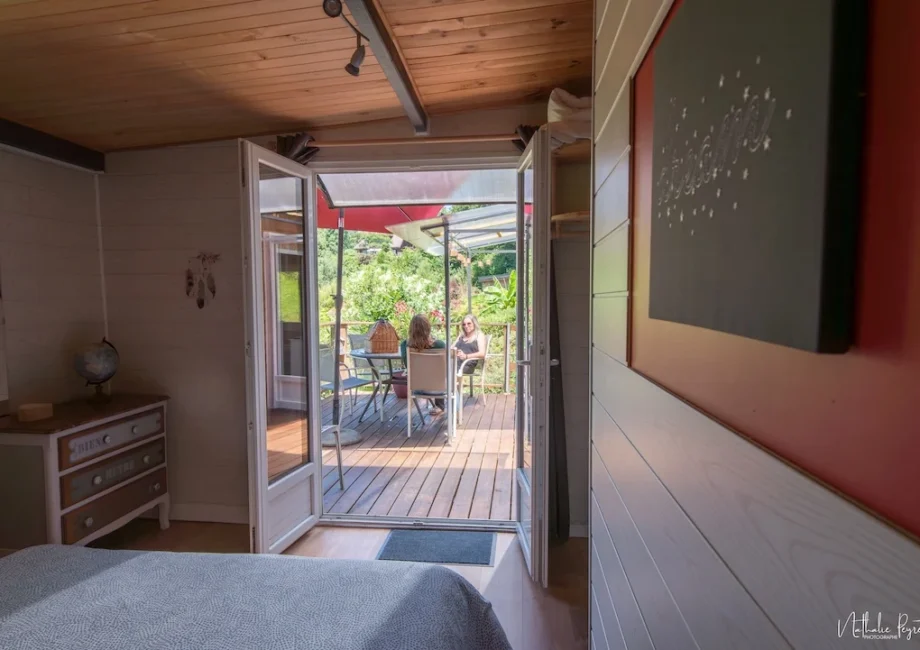Intérieur lodge sur pilotis1